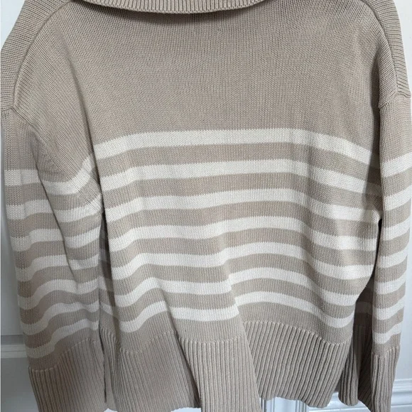 GAP Women's split hem polo sweater - Picture 3 of 3